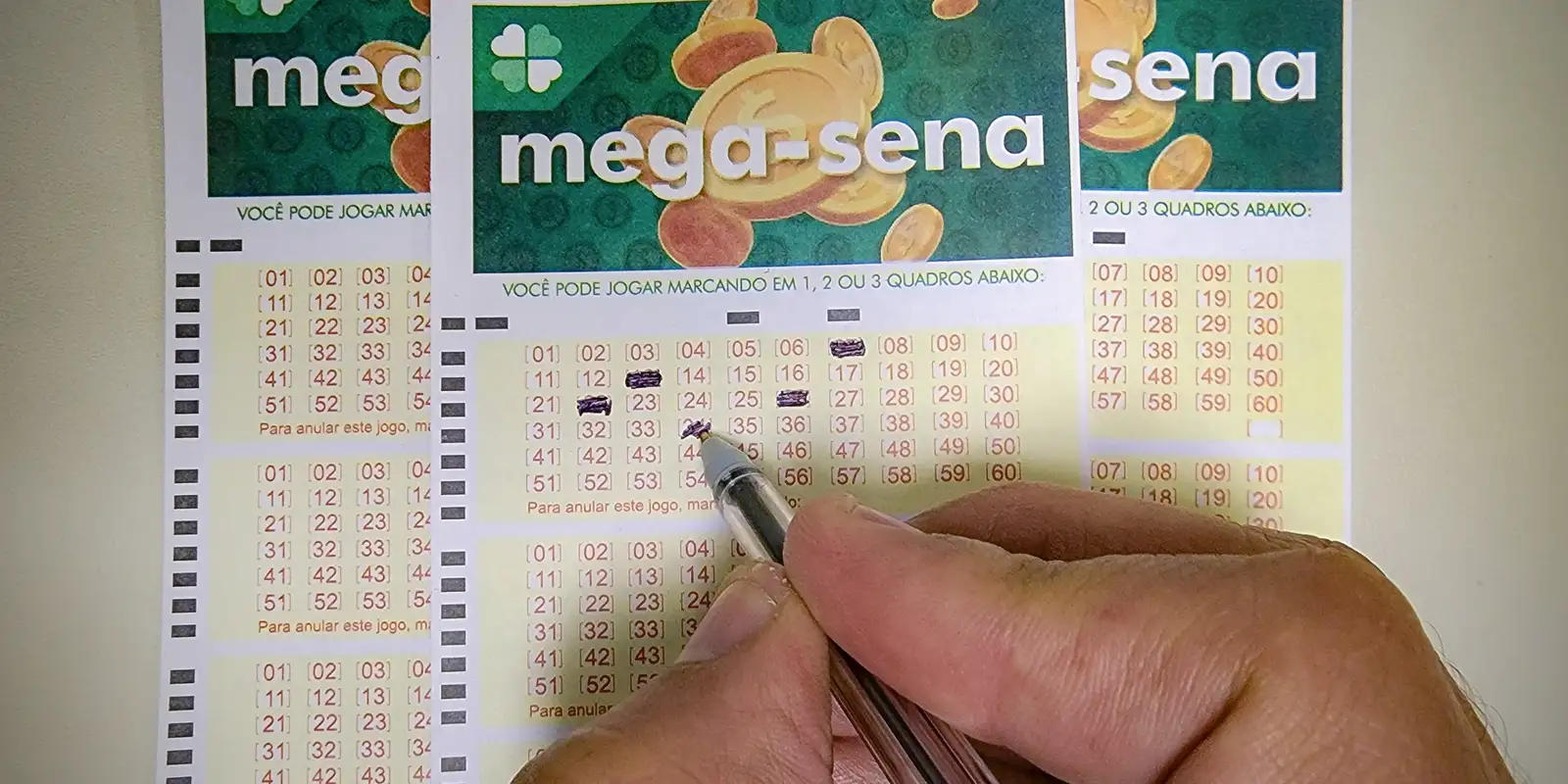 Mega-Sena não tem ganhadores e prêmio vai para R$ 6,2 milhões