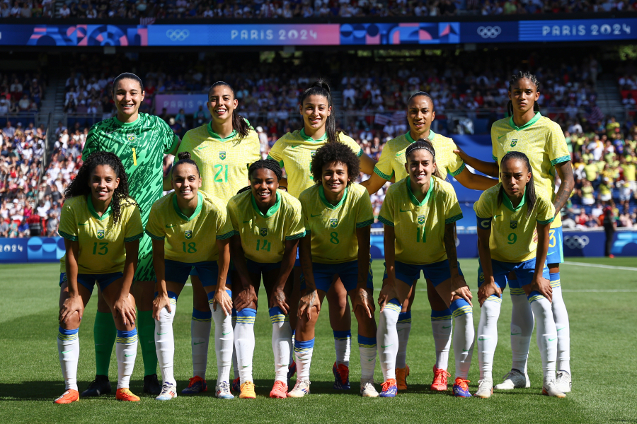 Retrospectiva: prata olímpica é o destaque do futebol feminino